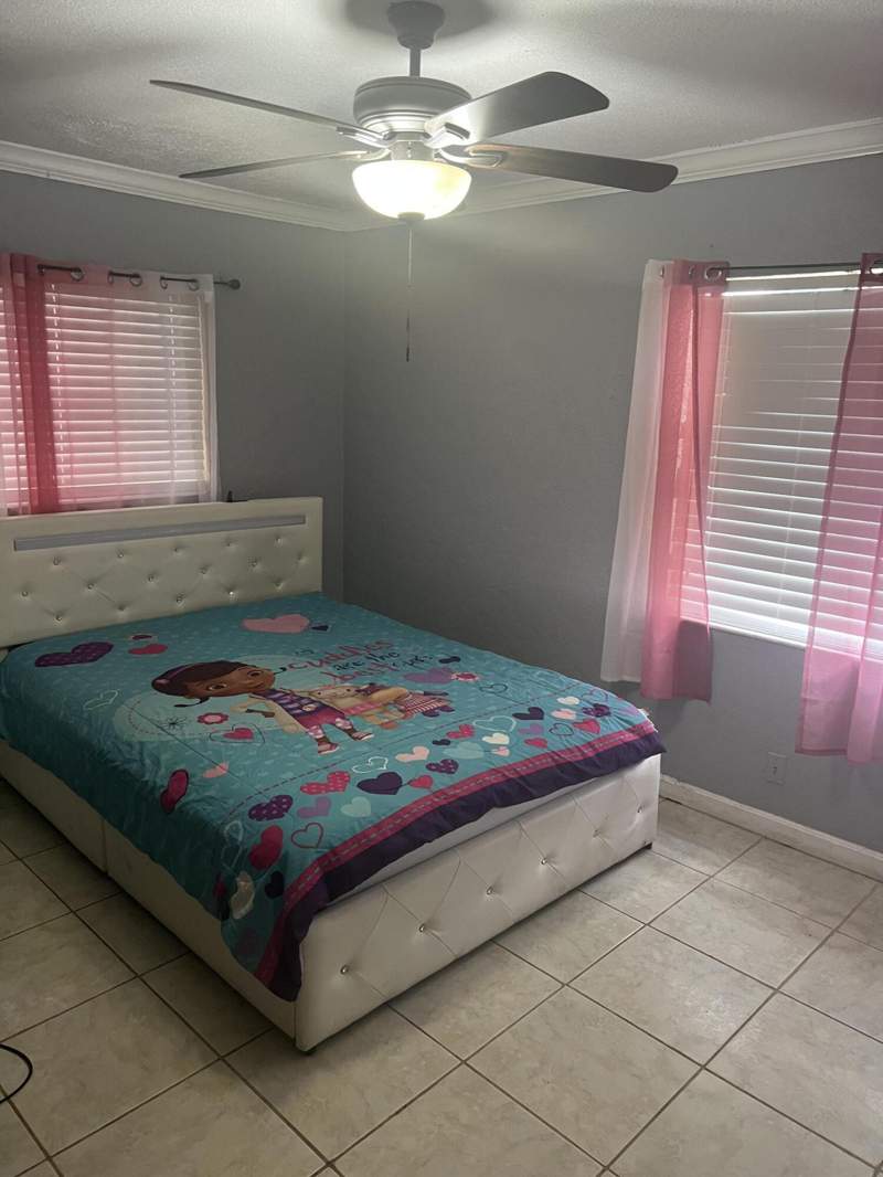 3 bedroom Single Family Residence at 6631 SW 7th Place, Kimberly Village Section Three, North Lauderdale — photo 5