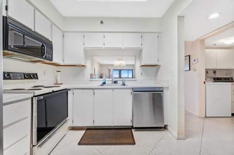 7260 Kinghurst Drive #502, Delray Beach FL - photo 6 of 62