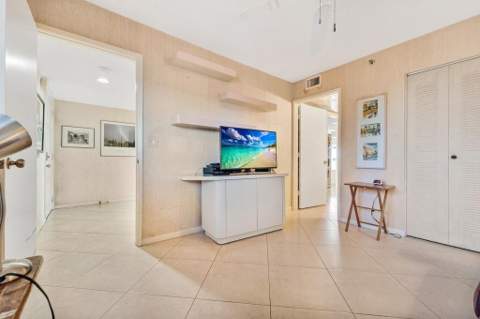 7260 Kinghurst Drive #502, Delray Beach FL - photo 23 of 62