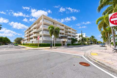 1 S Lakeside Drive #C5, Lake Worth FL - photo 21 of 35