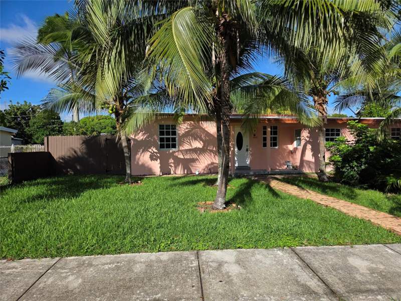 4 bedroom Single Family Residence at 5241 NE 15th Terrace, Pompano Beach Highlands 2nd Sec, Pompano Beach — photo 2