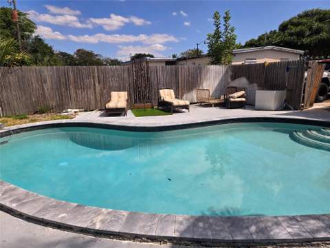 5241 NE 15th Terrace, Pompano Beach FL - photo 8 of 38