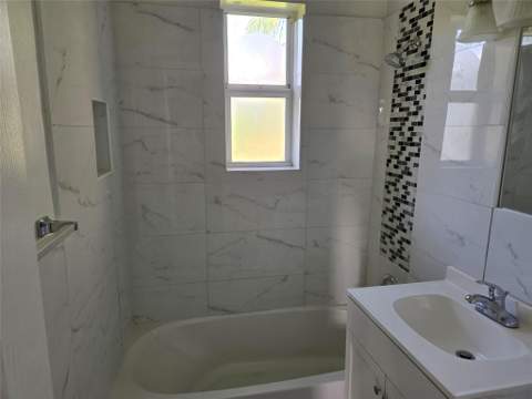 5241 NE 15th Terrace, Pompano Beach FL - photo 11 of 38