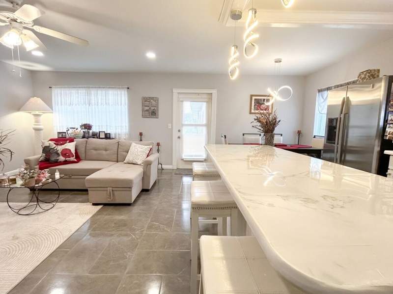 2 bedroom Villa at 233 Seville J Boulevard, Kings Point Seville Condos, Delray Beach — photo 4