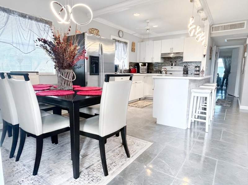 2 bedroom Villa at 233 Seville J Boulevard, Kings Point Seville Condos, Delray Beach — photo 5