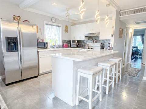 233 Seville J Boulevard, Delray Beach FL - photo 6 of 42
