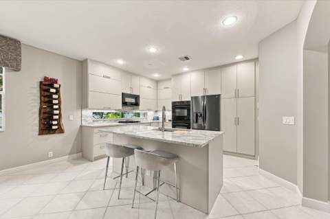 5545 NE Trieste Way, Boca Raton FL - photo 15 of 68