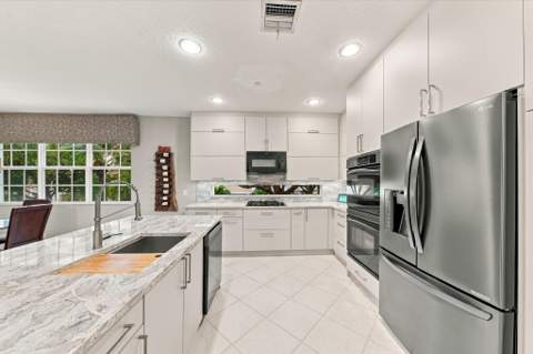 5545 NE Trieste Way, Boca Raton FL - photo 19 of 68