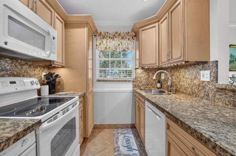 1260 Club Drive #A, Delray Beach FL - photo 14 of 49
