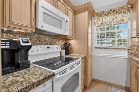 1260 Club Drive #A, Delray Beach FL - photo 15 of 49