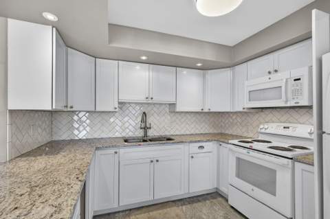 105 Greenbrier C, West Palm Beach FL - photo 10 of 40
