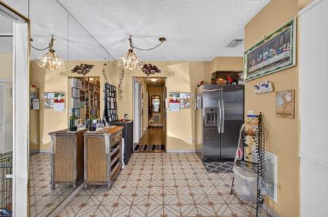 1225 Cherokee Street, Jupiter FL - photo 11 of 42