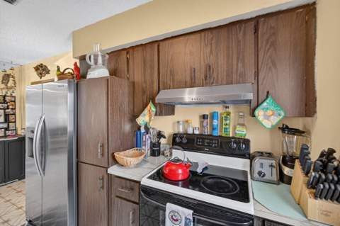 1225 Cherokee Street, Jupiter FL - photo 16 of 42