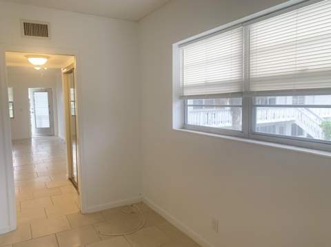 137 Coventry F, West Palm Beach FL - photo 24 of 49