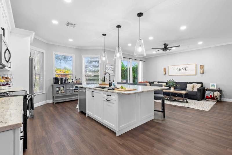 3 bedroom Single Family Residence at 7686 NW 60th Lane, Lakes at Parkland, Parkland — photo 3