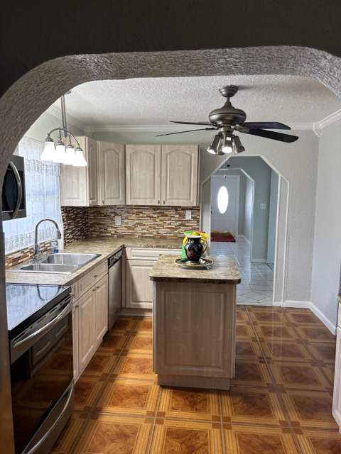 1803 N 16th Street, Fort Pierce FL - photo 8 of 17