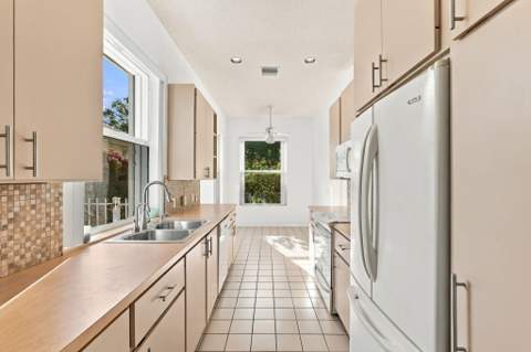 7492 SE Marsh Fern Lane, Hobe Sound FL - photo 24 of 81