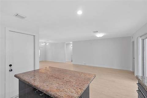 807 NW 7th Street, Boca Raton FL - photo 10 of 30