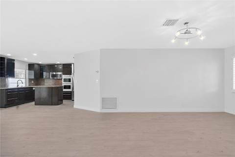 807 NW 7th Street, Boca Raton FL - photo 11 of 30