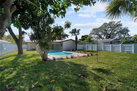 807 NW 7th Street, Boca Raton FL - photo 23 of 30