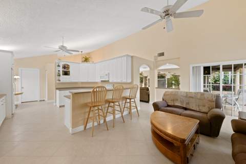17807 Crooked Oak Avenue, Boca Raton FL - photo 8 of 60