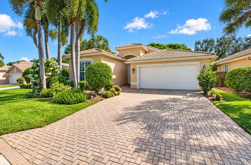 3 bedroom Single Family Residence at 10606 Conway Trail, Valencia Pointe, Boynton Beach — photo 4