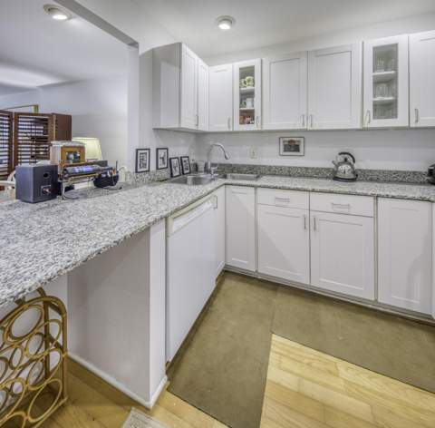 1516 S Lakeside Drive #310, Lake Worth Beach FL - photo 18 of 34
