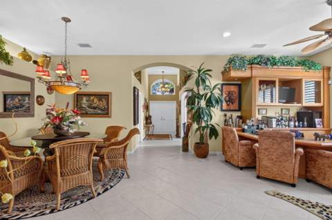 6618 Hawaiian Avenue, Boynton Beach FL - photo 9 of 76