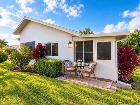 3830 Rowena Circle, West Palm Beach FL - photo 12 of 57