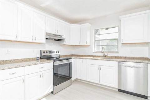 3830 Rowena Circle, West Palm Beach FL - photo 22 of 57