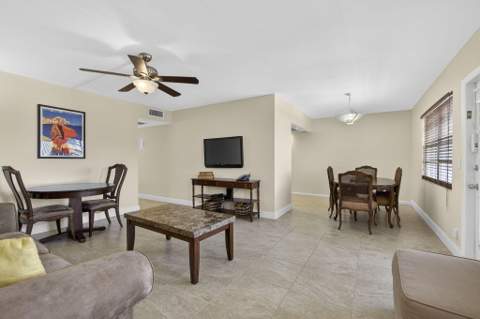 361 Wellington J, West Palm Beach FL - photo 8 of 45