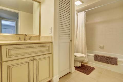 1315 13th Court, Palm Beach Gardens FL - photo 21 of 23