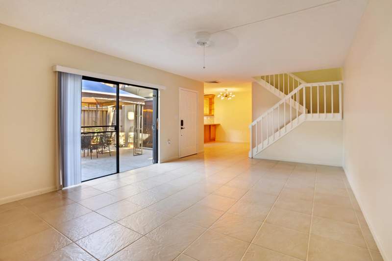 2 bedroom Townhouse at 1315 13th Court, Sandalwood Estates, Palm Beach Gardens — photo 3