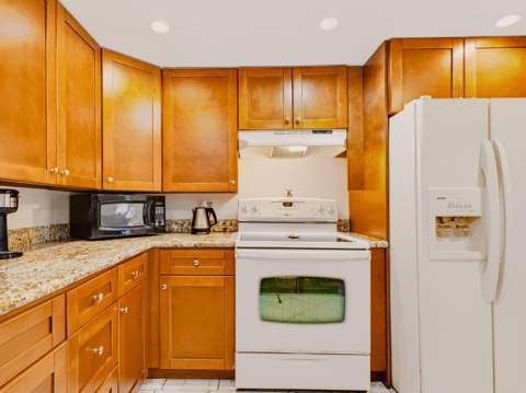 1031 Hythe B, Boca Raton FL - photo 9 of 27