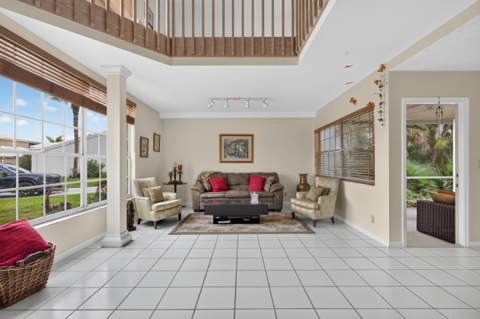 18205 SE Fairview Circle, Tequesta FL - photo 8 of 76