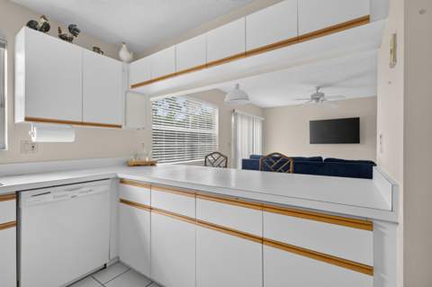 18205 SE Fairview Circle, Tequesta FL - photo 15 of 76