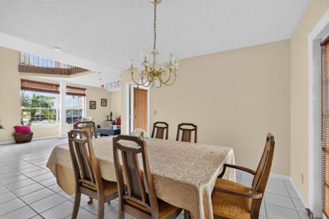 18205 SE Fairview Circle, Tequesta FL - photo 13 of 76
