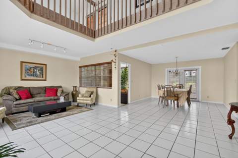 18205 SE Fairview Circle, Tequesta FL - photo 10 of 76