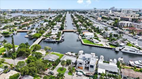 1310 Cordova Road, Fort Lauderdale FL - photo 6 of 47