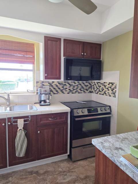 2640 Dudley Drive #J, West Palm Beach FL - photo 6 of 21