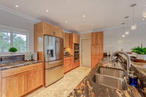 1310 Cordova Road, Fort Lauderdale FL - photo 13 of 47
