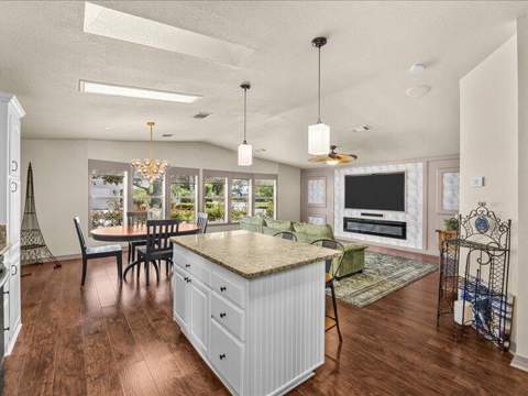 3064 Eagle'S Nest Way, Port St. Lucie FL - photo 9 of 30