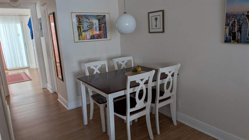 1 bedroom Condominium at 2880 Lake Osborne Drive #109, Murry Hills Apt Bldg Condo, Lake Worth Beach — photo 5