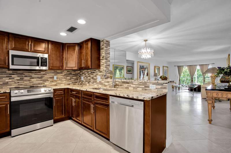 2 bedroom Condominium at 2804 Victoria Way #C3, Victoria Village A Condo, Coconut Creek — photo 2