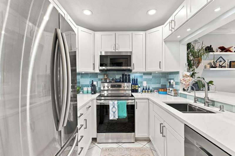 1 bedroom Condominium at 2201 SE 9th Street #207, Santa Barbara Gardens Condo, Pompano Beach — photo 3