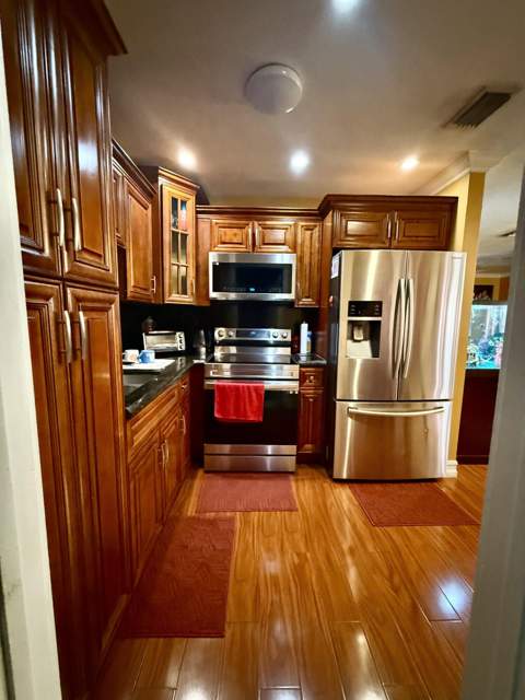 2610 NW 43rd Avenue, Lauderhill FL - photo 6 of 20