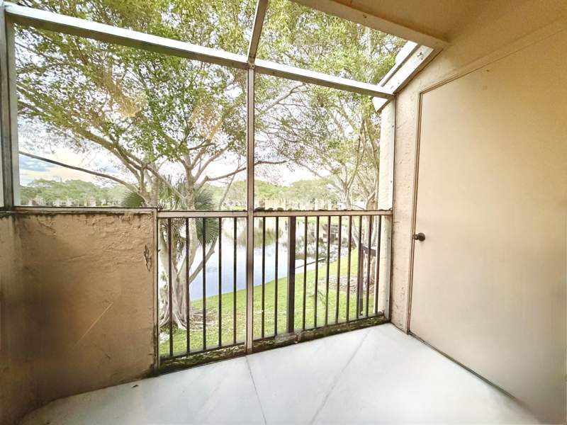 2 bedroom Condominium at 651 Cypress Lake Boulevard #L, Waters Edge At Deerfield Condo, Deerfield Beach — photo 3