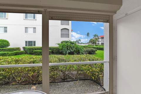 107 Half Moon Circle #A1, Hypoluxo FL - photo 19 of 21