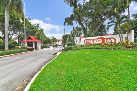 107 Half Moon Circle #A1, Hypoluxo FL - photo 20 of 21