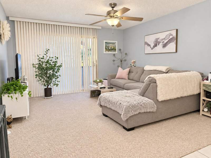 2 bedroom Condominium at 550 Covered Bridge, Covered Bridge Condo, Lake Worth — photo 4
